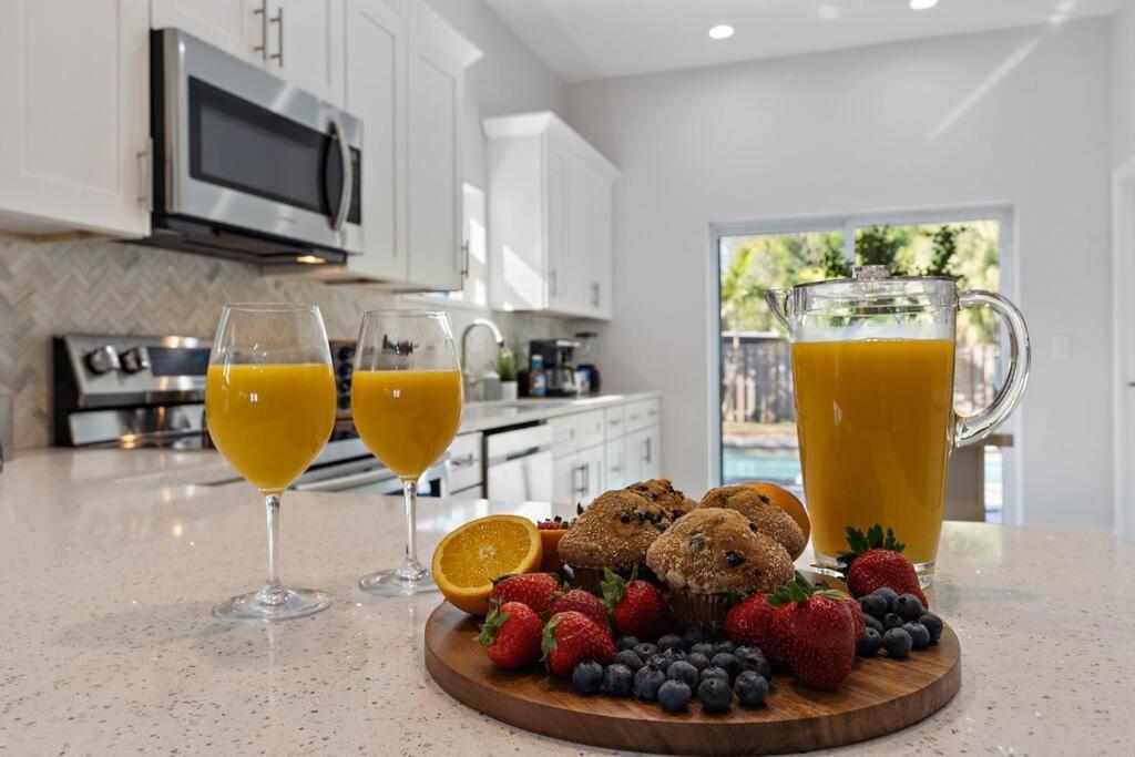 Florida Getaway With Backyard Pool Oasis Villa Sarasota Dış mekan fotoğraf
