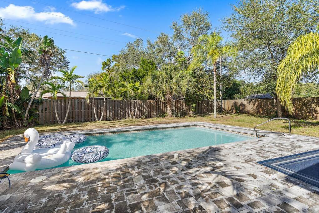 Florida Getaway With Backyard Pool Oasis Villa Sarasota Dış mekan fotoğraf